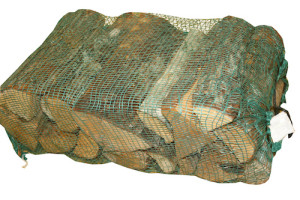 Seasoned alder firewood in net bag 40L